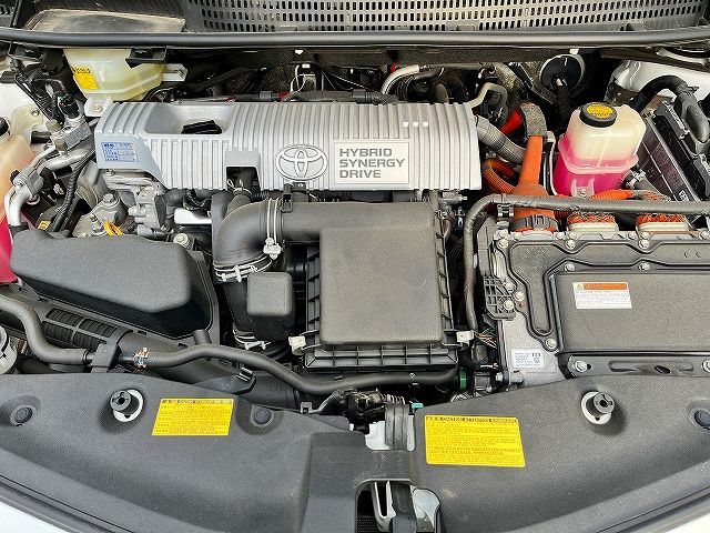 PRIUS Alpha