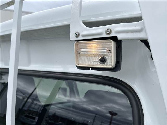 Super CARRY truck 4WD