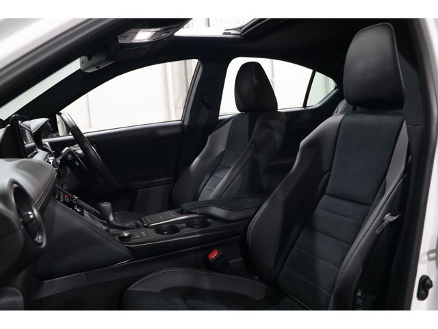 LEXUS IS300