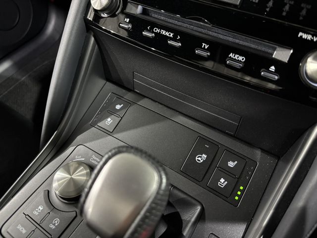 LEXUS IS300