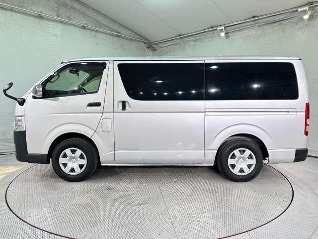 REGIUSACE van 2WD