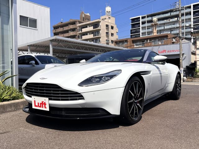 ASTON MARTIN