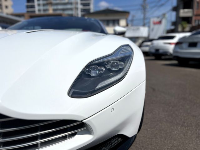 ASTON MARTIN