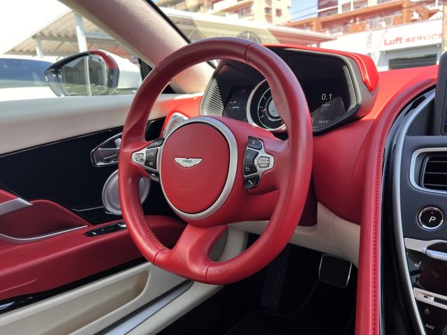ASTON MARTIN