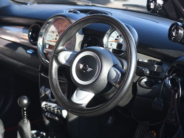 BMW MINI COOPER S CLUBMAN