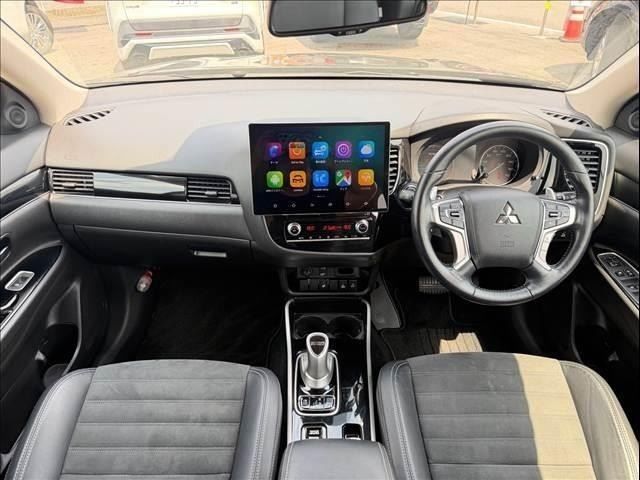 OUTLANDER PHEV