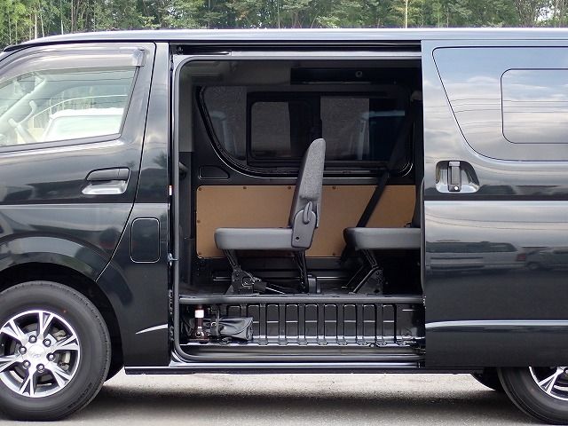 HIACE van 1.2t 2WD