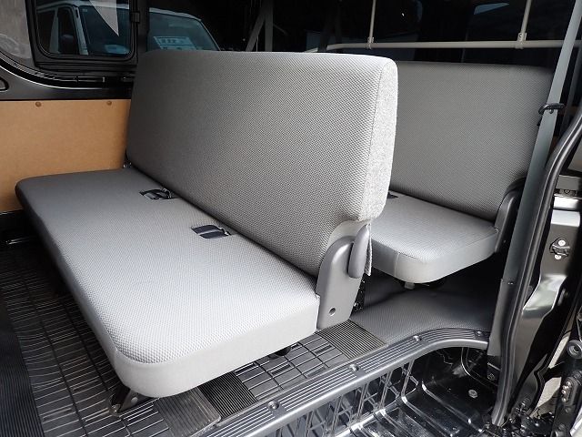 HIACE van 1.2t 2WD