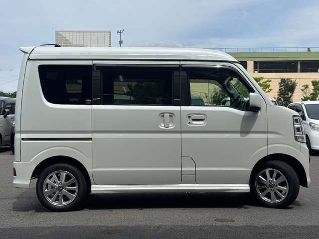 NV100 CLIPPER RIO