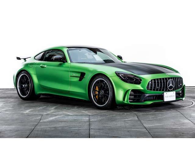 MERCEDES AMG GT R