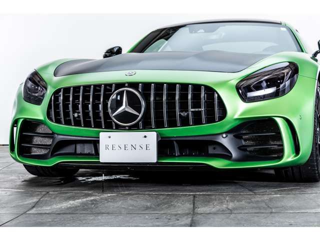 MERCEDES AMG GT R