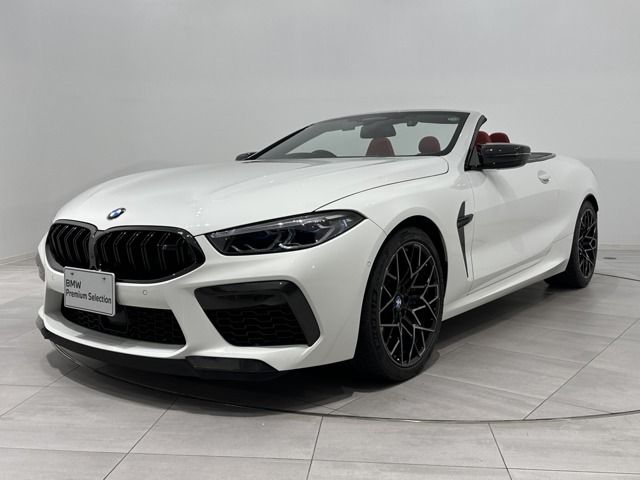BMW M8 open