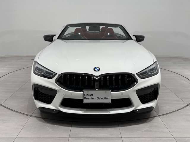 BMW M8 open