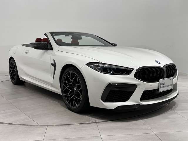 BMW M8 open