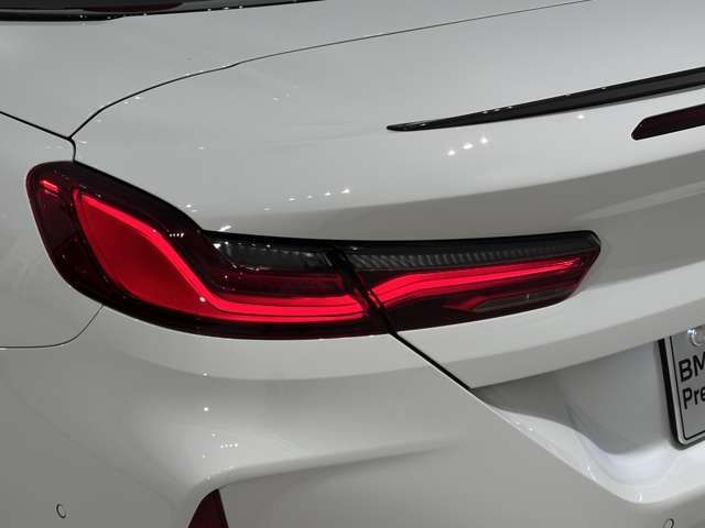BMW M8 open