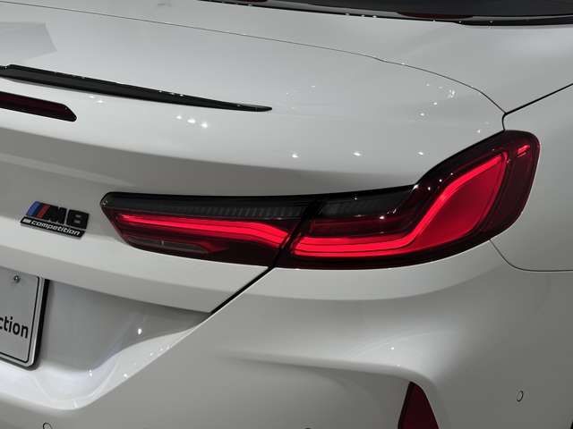 BMW M8 open