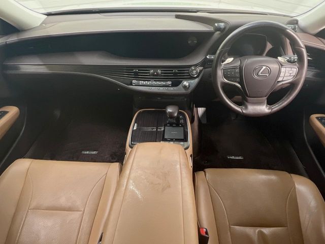 LEXUS LS500