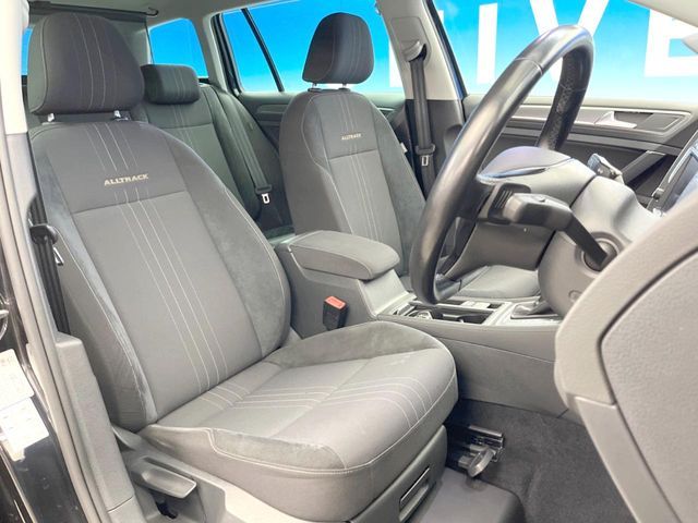 VOLKSWAGEN GOLF Alltrack