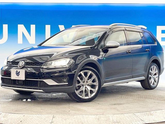 VOLKSWAGEN GOLF Alltrack