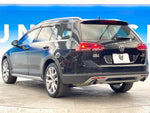 VOLKSWAGEN GOLF Alltrack