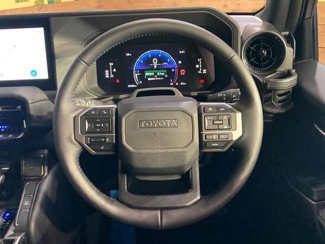 LANDCRUISER 250