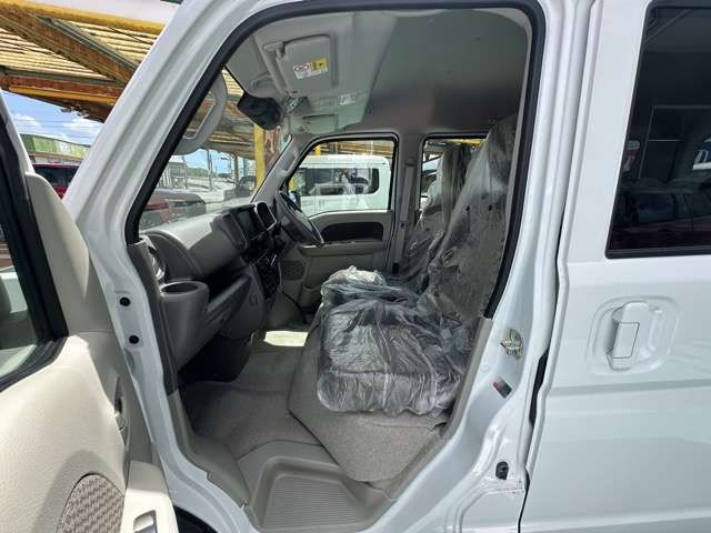 MINICAB van