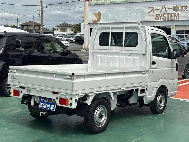 CLIPPER truck