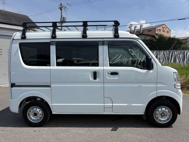 MINICAB van