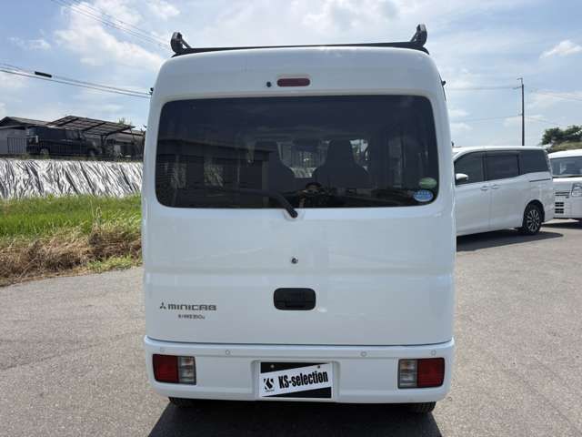 MINICAB van