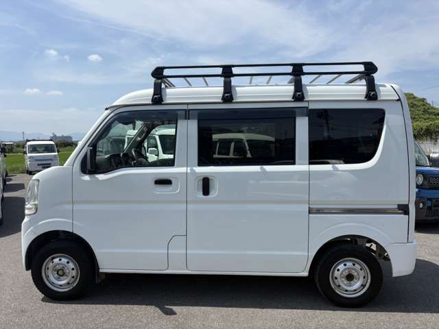 MINICAB van