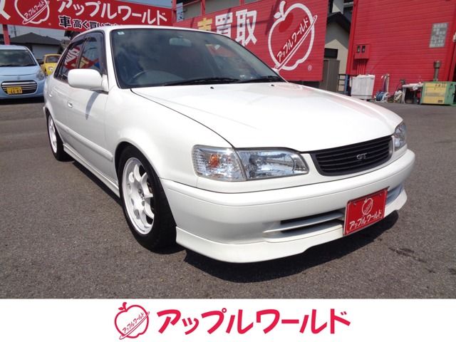 COROLLA sedan