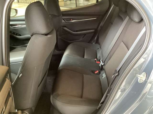 MAZDA3 FASTBACK