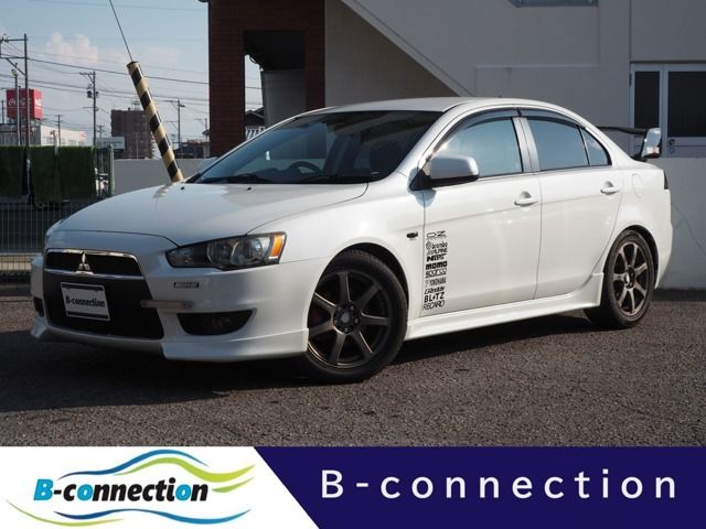GALANT FORTIS 4WD