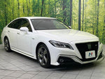 CROWN sedan hybrid
