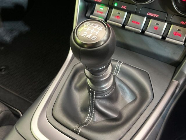 GR86