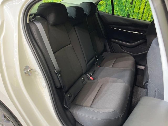 MAZDA3 SEDAN