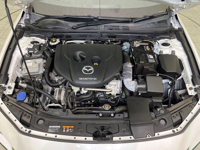 MAZDA3 SEDAN