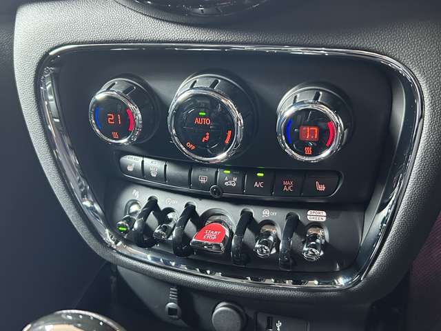 MINI COOPER S CLUBMAN