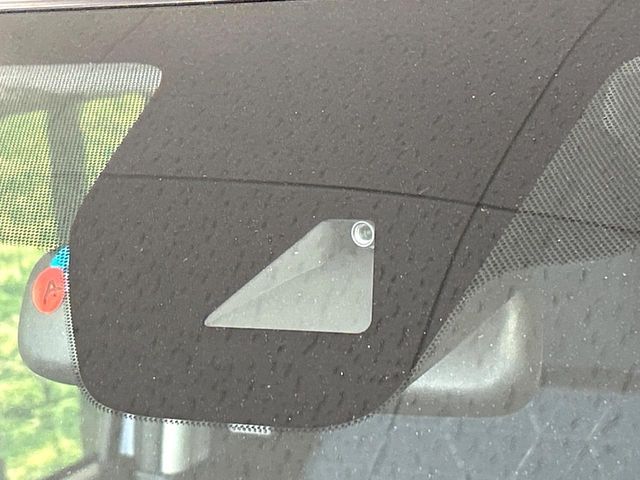 ek X