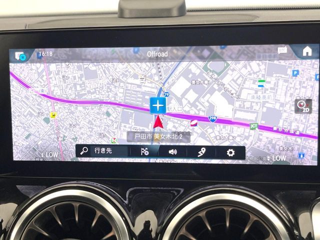 MERCEDES BENZ GLB