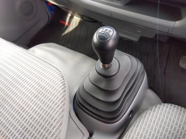 DYNA Route Van