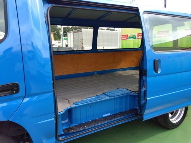 DYNA Route Van