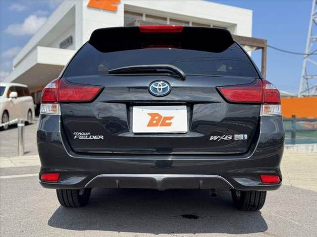 COROLLA FIELDER