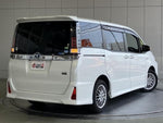 VOXY HYBRID