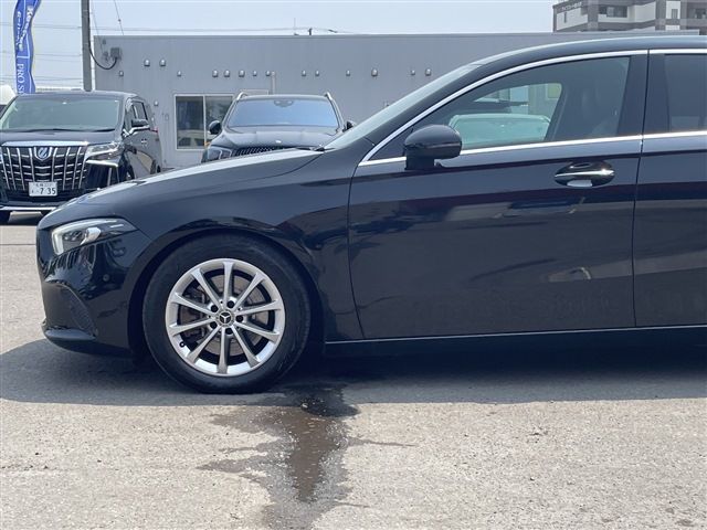 MERCEDES BENZ A class sedan