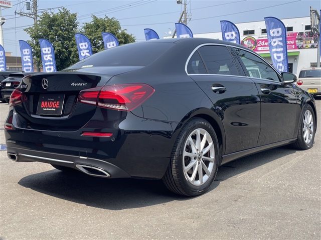 MERCEDES BENZ A class sedan