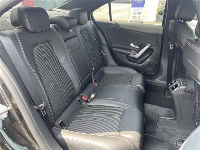 MERCEDES BENZ A class sedan