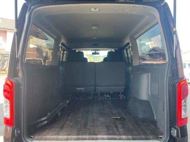 NV350 CARAVAN