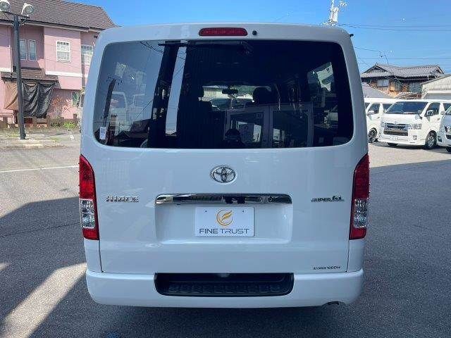 REGIUSACE van 4WD