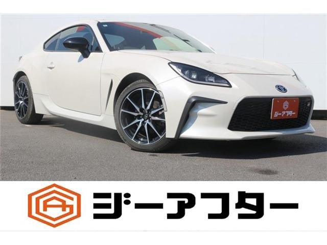 GR86